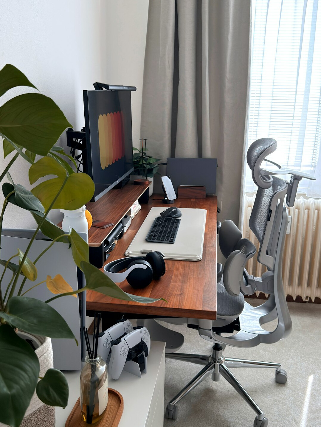 green office workspace